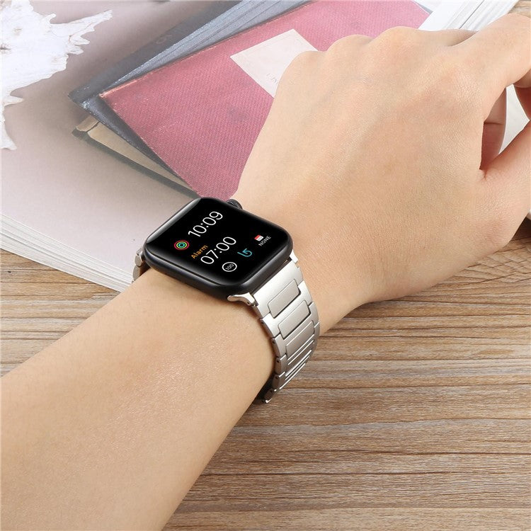 Elegant metallreim med magnetlås – for Apple Watch